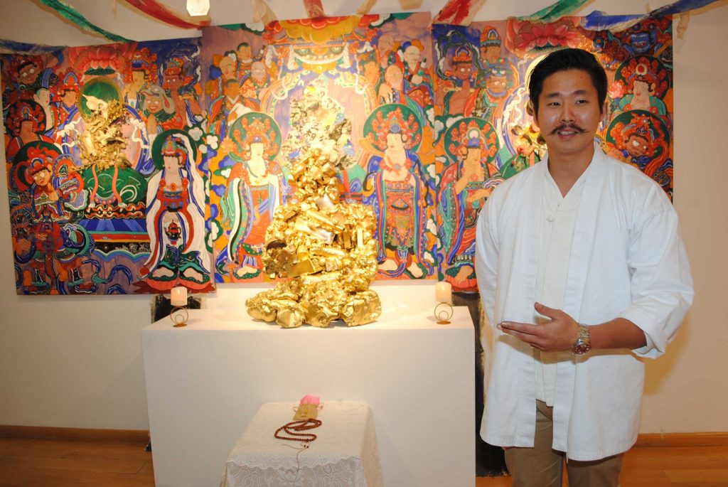 MinSeok Chi presenta su exposición Buda. Revista Protocolo Copyright©