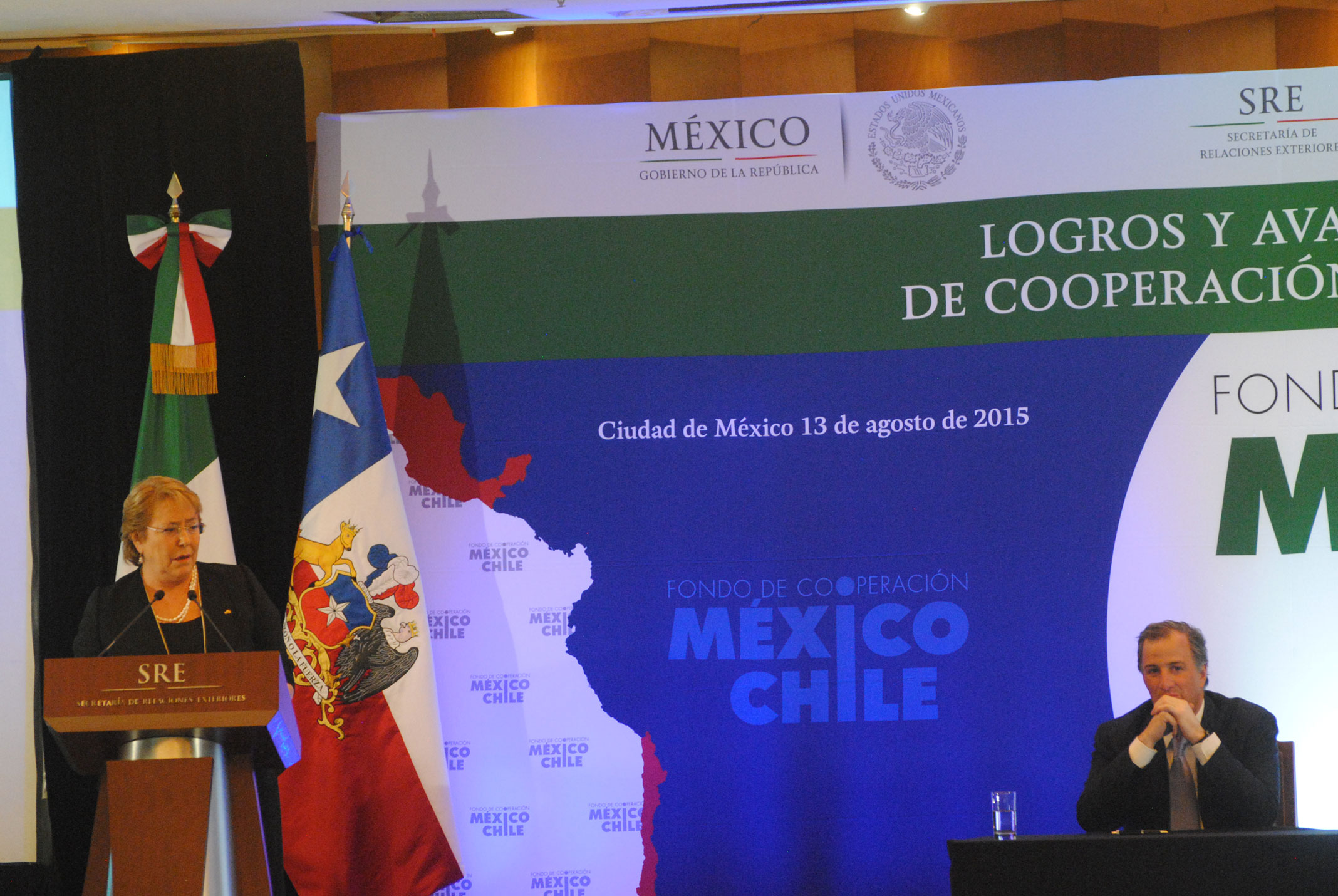 Michelle Bachelet Jeria, presidenta de Chile, y José Antonio Meade Kuribreña, secretario de Relaciones Exteriores