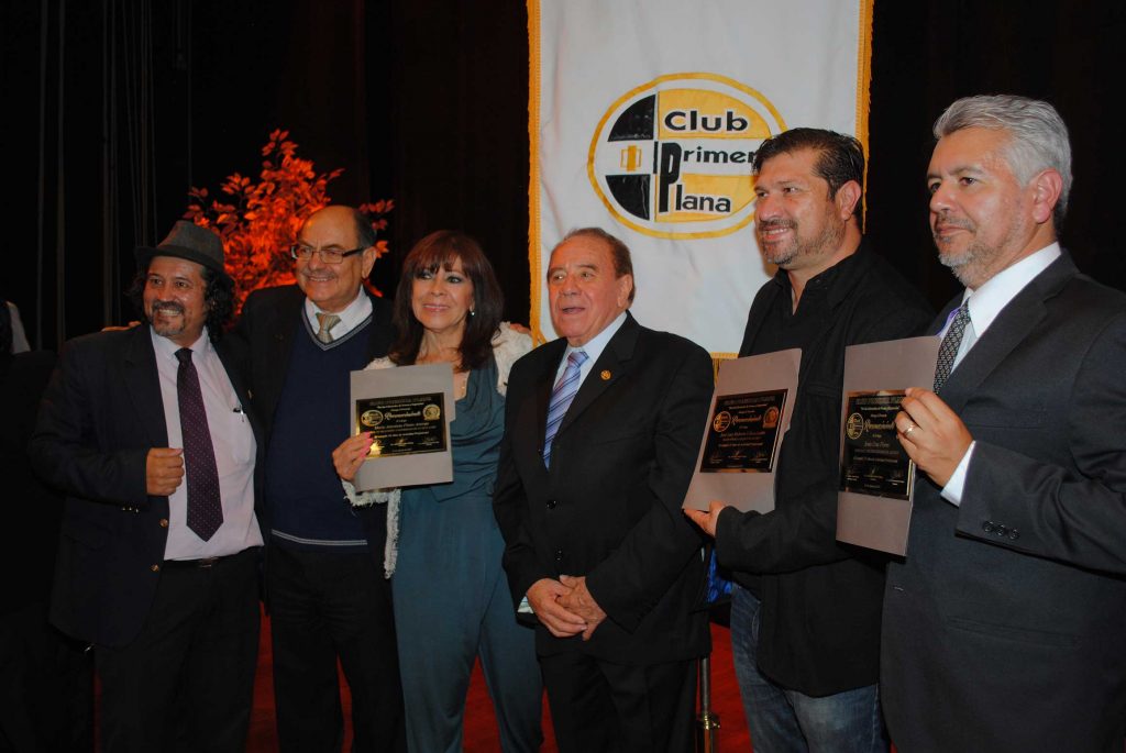 Club Primera Plana entregó reconocimientos a periodistas. Revista Protocolo Copyright©