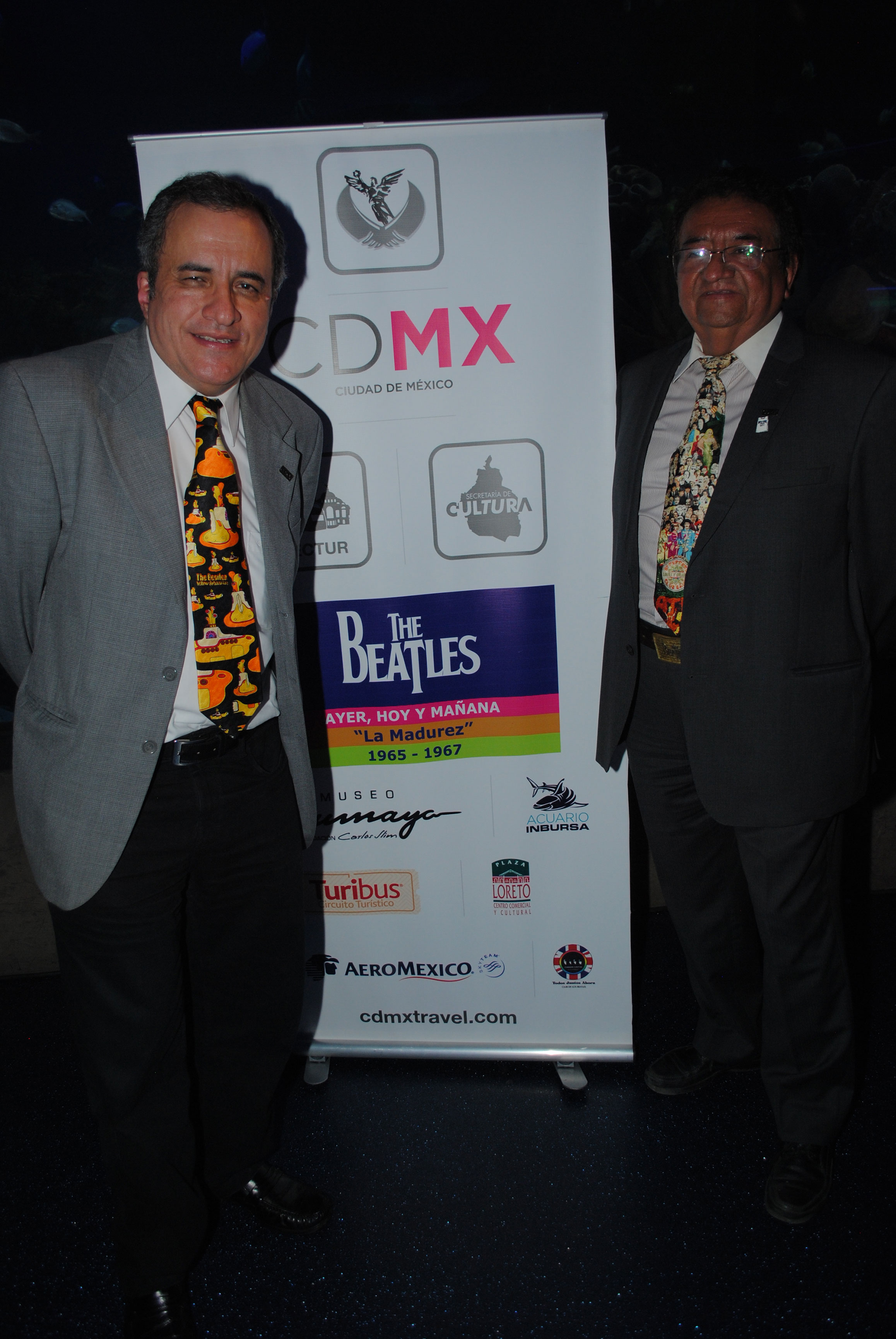 Manuel Guerrero, locutor y conductor del programa de radio El Club de Los  Beatles, y Ricardo